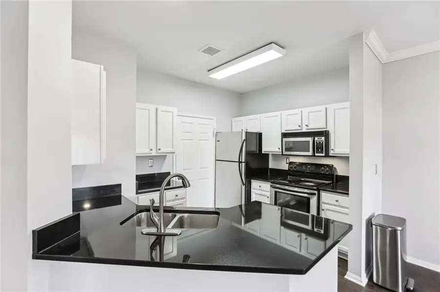 5641 Roswell Road #201, Atlanta, GA 30342 - #2