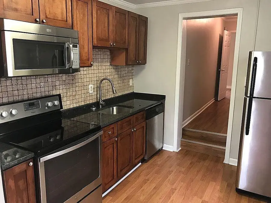 220 Ormond Street Sw, Atlanta, GA 30315 - Image #2