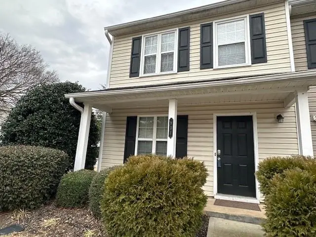 831 Crestwell Circle Sw, Atlanta, GA 30331 - Image #2