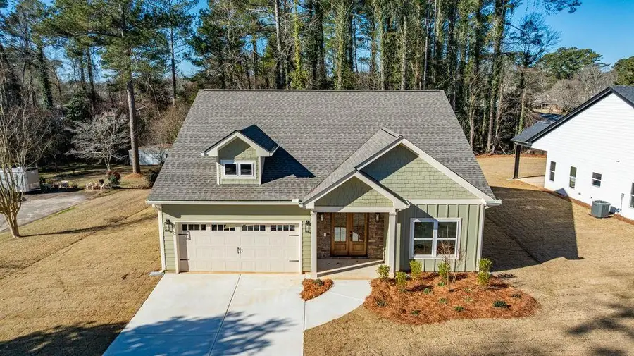 135 Beavers Street, Carrollton, GA 30117 - Image #2