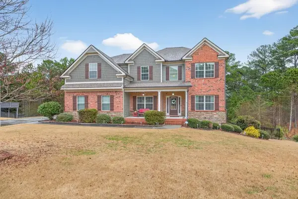 1393 Silver Thorne Court, Loganville, GA 30052