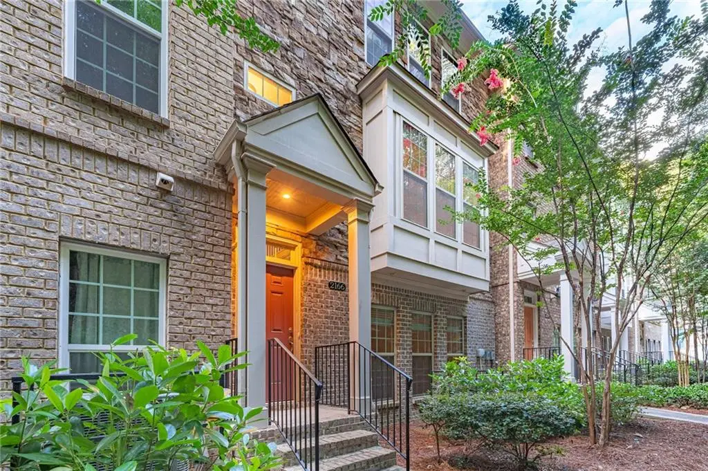 2166 Rock Creek Park, Decatur, GA 30033 - #1