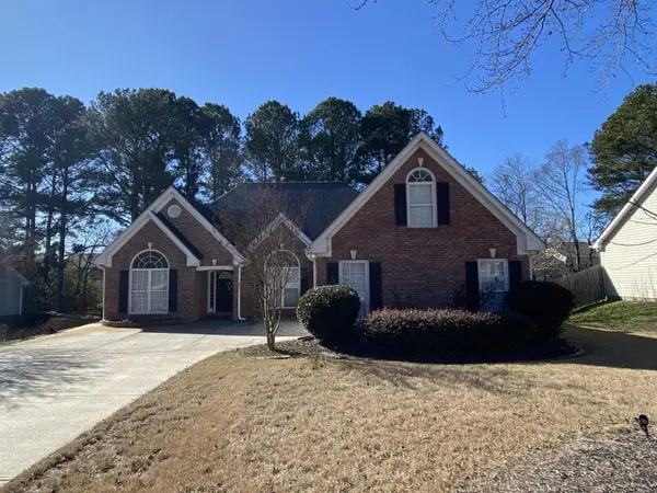 2935 Meadow Gate Way, Loganville, GA 30052