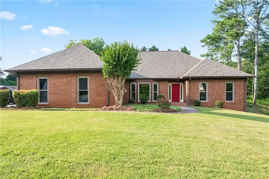300 Saddle Creek Lane, Roswell, GA 30076 - Image #3