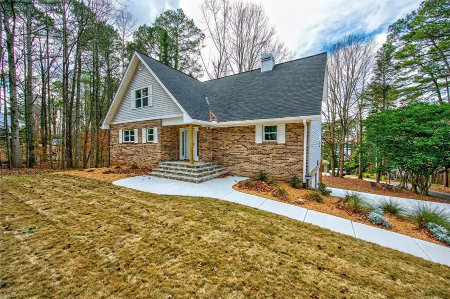 6596 Garrett Road, Buford, GA 30518 - Image #3