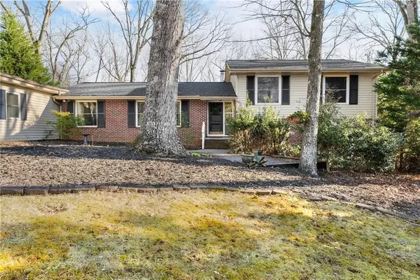 825 Beverly Drive, Gainesville, GA 30501