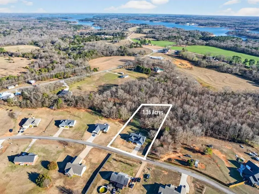 179 Whispering Creek Trail, Hartwell, GA 30643 - Image #3