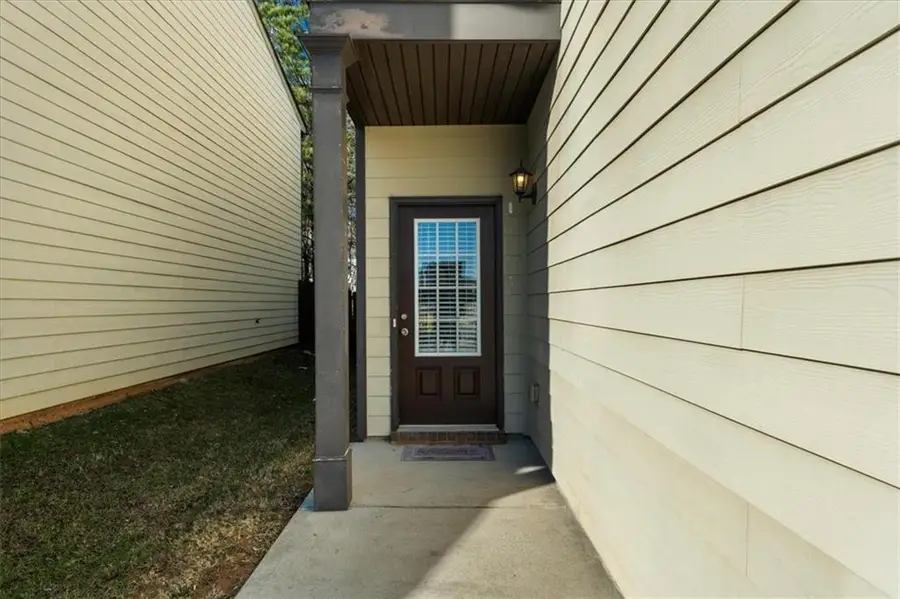 27 Longleaf Circle, Fairburn, GA 30213 - Image #3