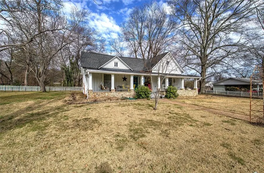 401 Edison Street, Menlo, GA 30731 - #3