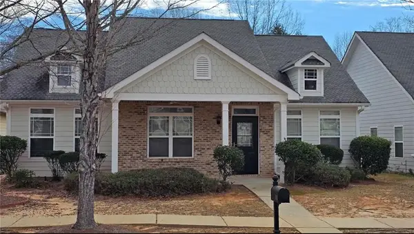 6056 Park Close, Fairburn, GA 30213