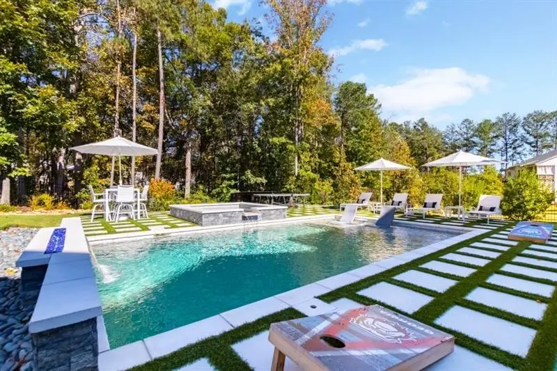 221 Milton Overlook, Woodstock, GA 30188 - Image #3