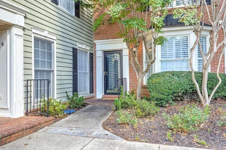 27 Mount Vernon Circle, Sandy Springs, GA 30338 - #3