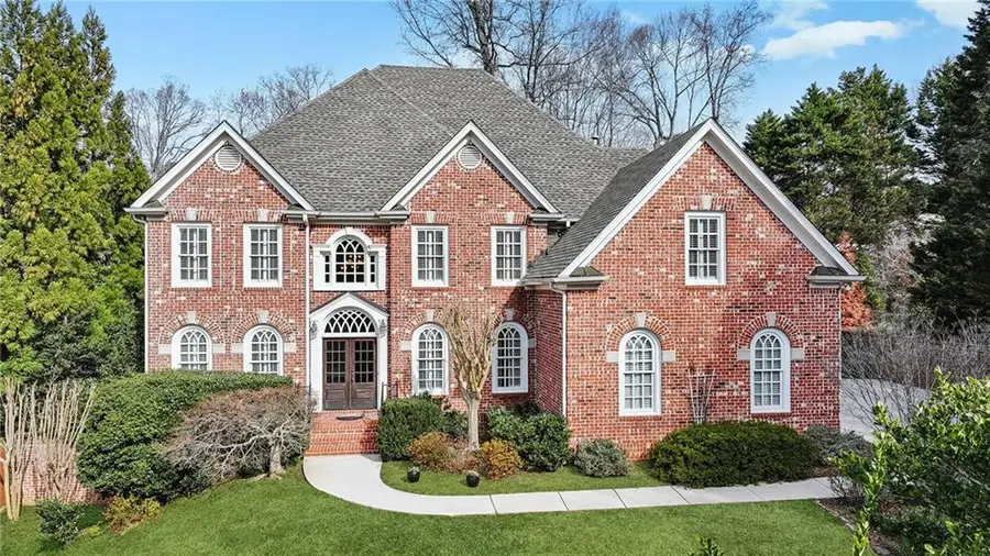 654 Windsor Parkway, Sandy Springs, GA 30342 - #2