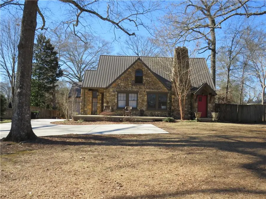 607 N College Street, Cedartown, GA 30125 - #2