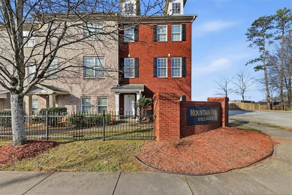 4941 Mountainside Trail, Stone Mountain, GA 30083 - #1