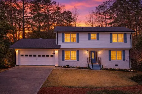 2802 Lakeview Court, Buford, GA 30519