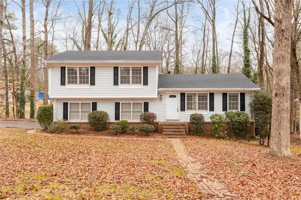 584 Fieldstream Way, Lawrenceville, GA 30044