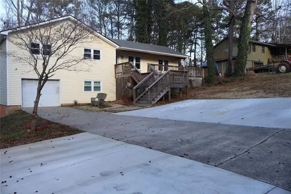 606 Echo Lane, Woodstock, GA 30189