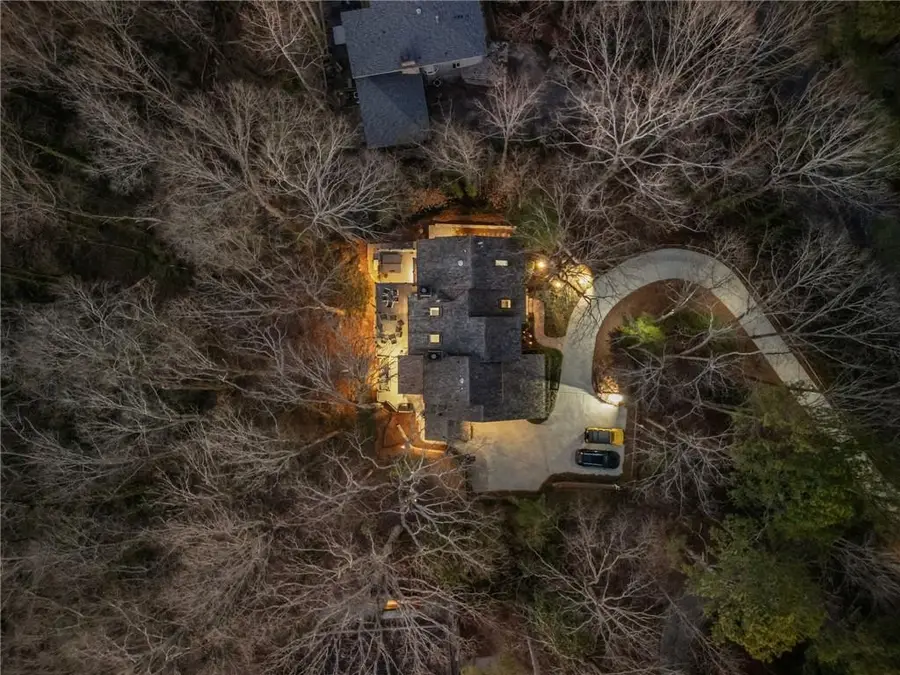 1095 Edgewater Drive, Sandy Springs, GA 30328 - Image #3