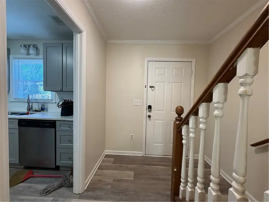 956 Six Oaks Circle #B, Norcross, GA 30093 - Image #3