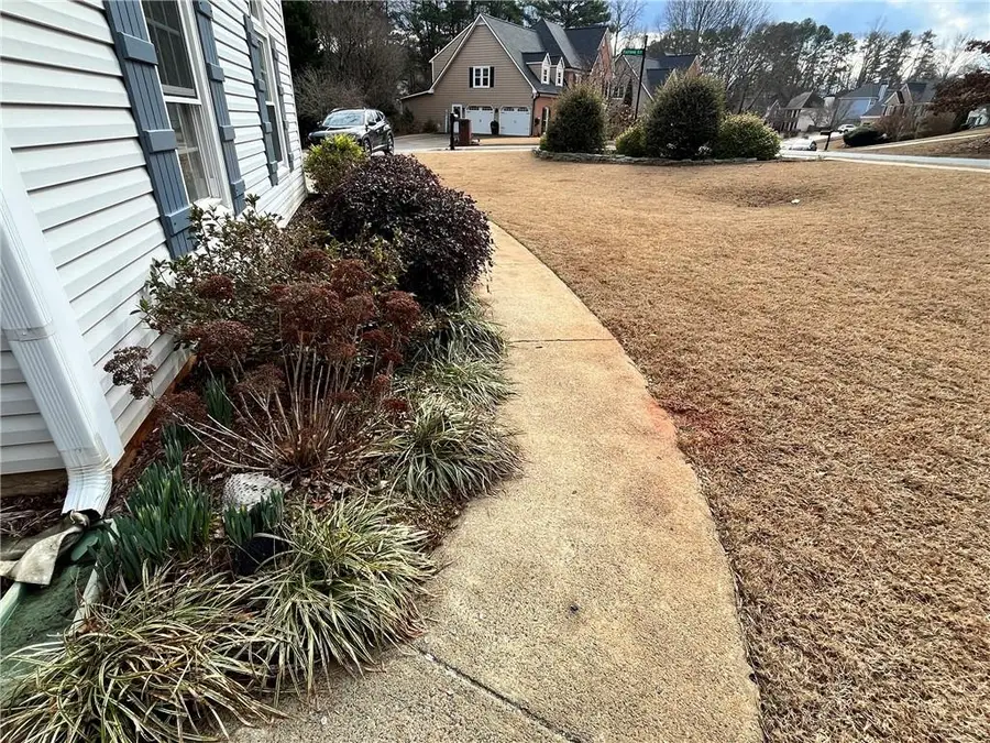 6008 Fairlong Circle Nw, Acworth, GA 30101 - Image #2