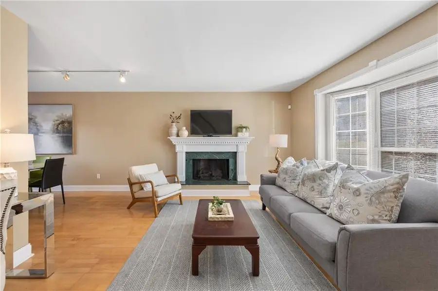 136 Peachtree Memorial Drive Nw #NJ10, Atlanta, GA 30309 - Image #3