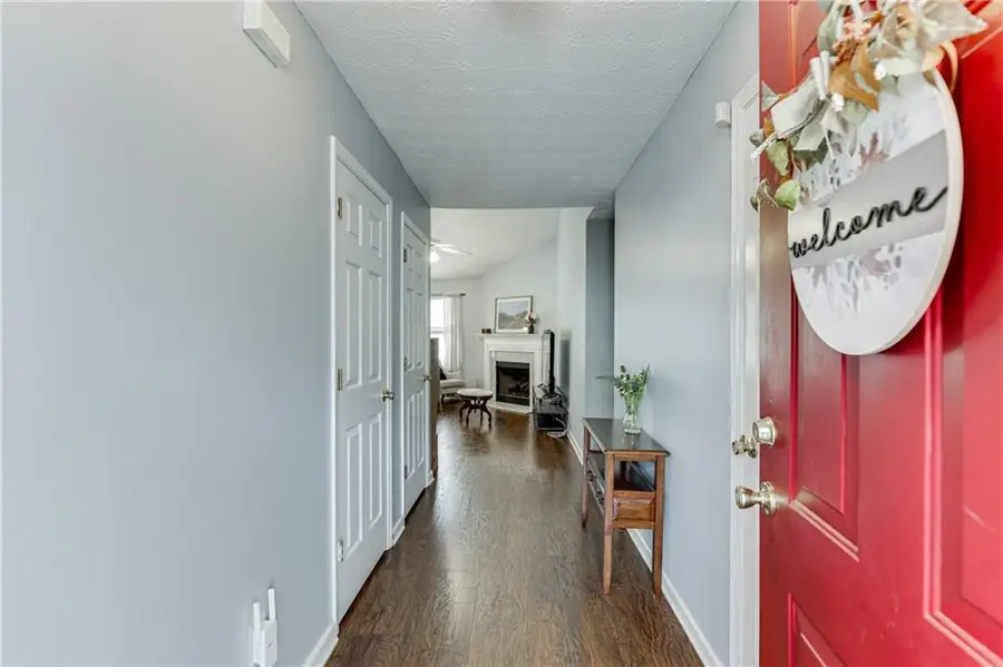 5411 Amber Cove Way, Flowery Branch, GA 30542 - Image #3