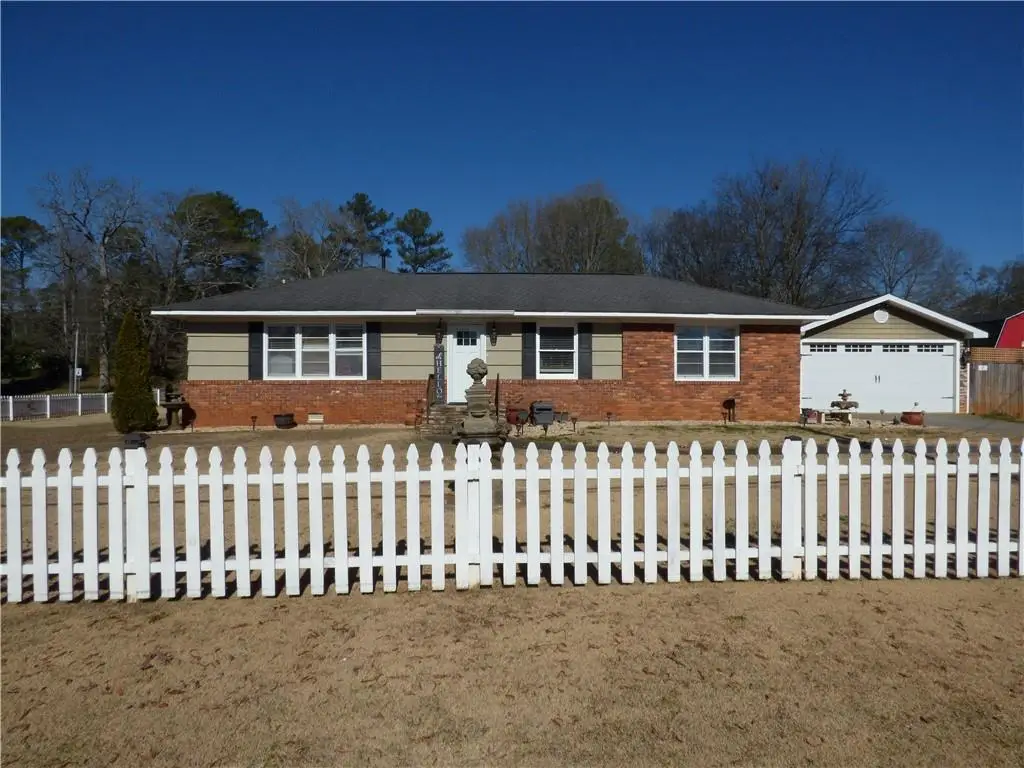 154 Jule Peek Avenue, Cedartown, GA 30125 - #1