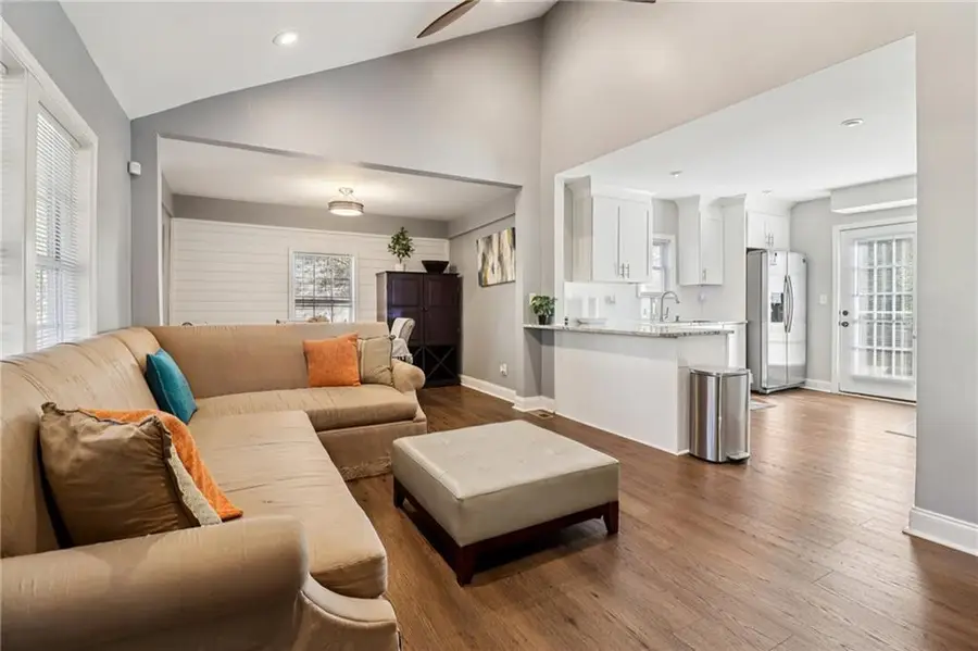 1390 Almont Drive Sw, Atlanta, GA 30310 - Image #3