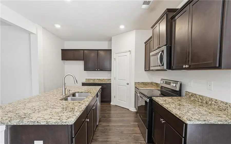 2031 Theberton Trail, Locust Grove, GA 30248 - Image #2