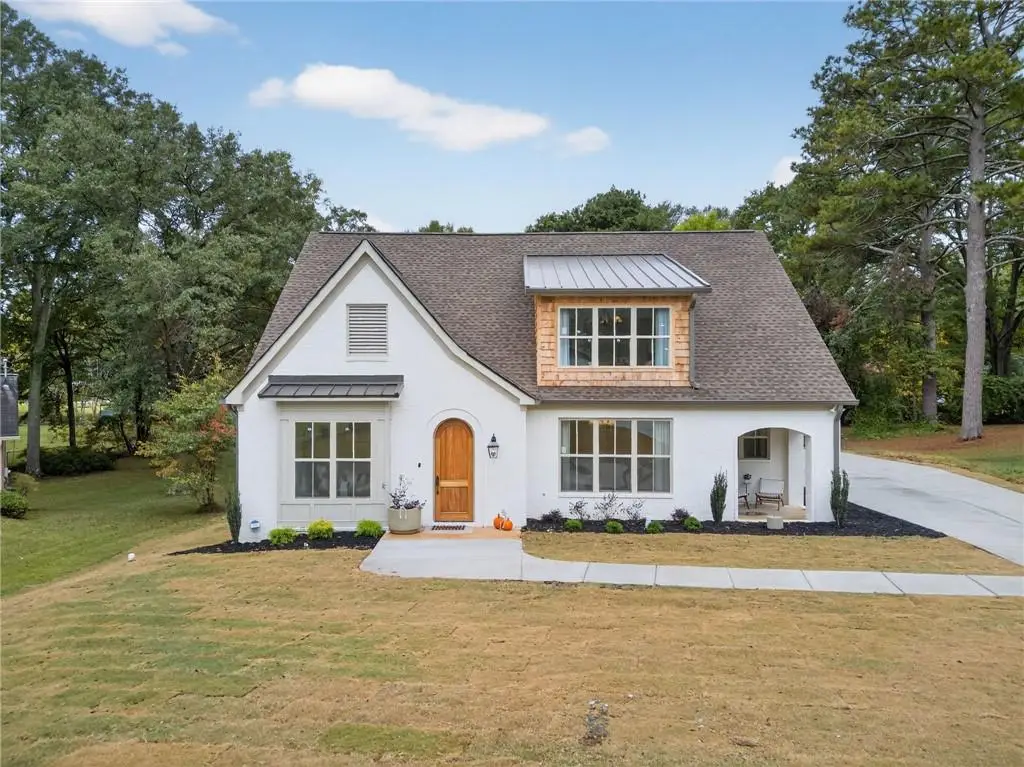 111 Lakeview Drive, Carrollton, GA 30117 - Image #1