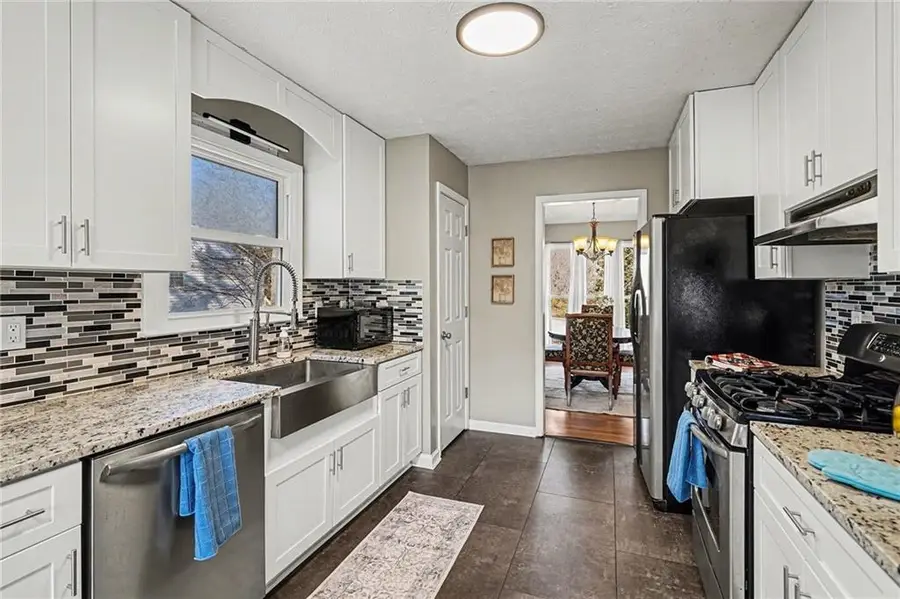 82 Maplewood Court, Acworth, GA 30101 - Image #3