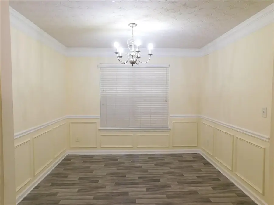 225 Laura Circle, Atlanta, GA 30349 - Image #3