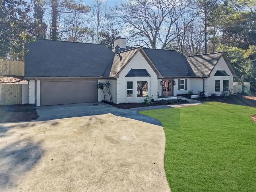 2552 Hollycreek Drive Ne, Marietta, GA 30062 - Image #3