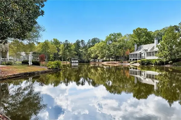 604 Mill Pond Road #604, Roswell, GA 30076