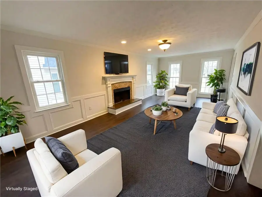 945 Haverhill Trail, Lawrenceville, GA 30044 - Image #3