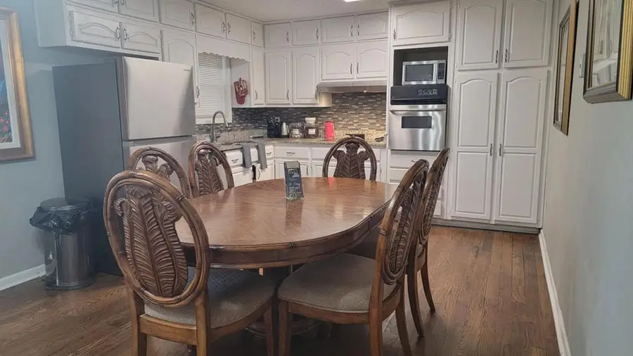 6585 Buckhurst Trail, Atlanta, GA 30349 - Image #2