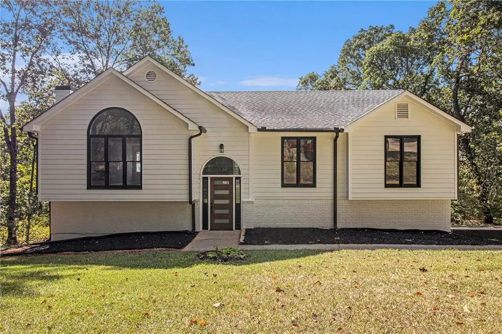 29 Greenwood Drive Sw, Cartersville, GA 30120 - Image #1