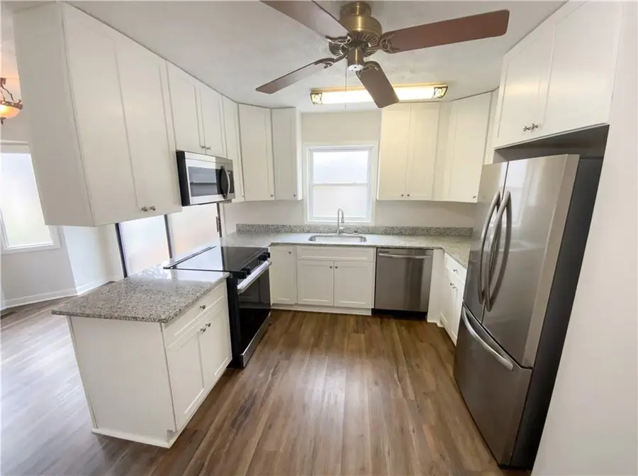 129 Bramble Oak Drive, Woodstock, GA 30188 - Image #2