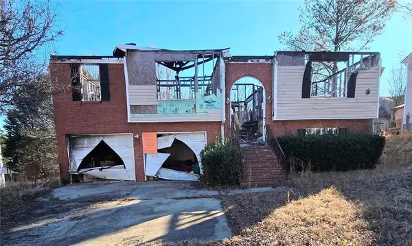 6406 Castle Court Way, Lithonia, GA 30058