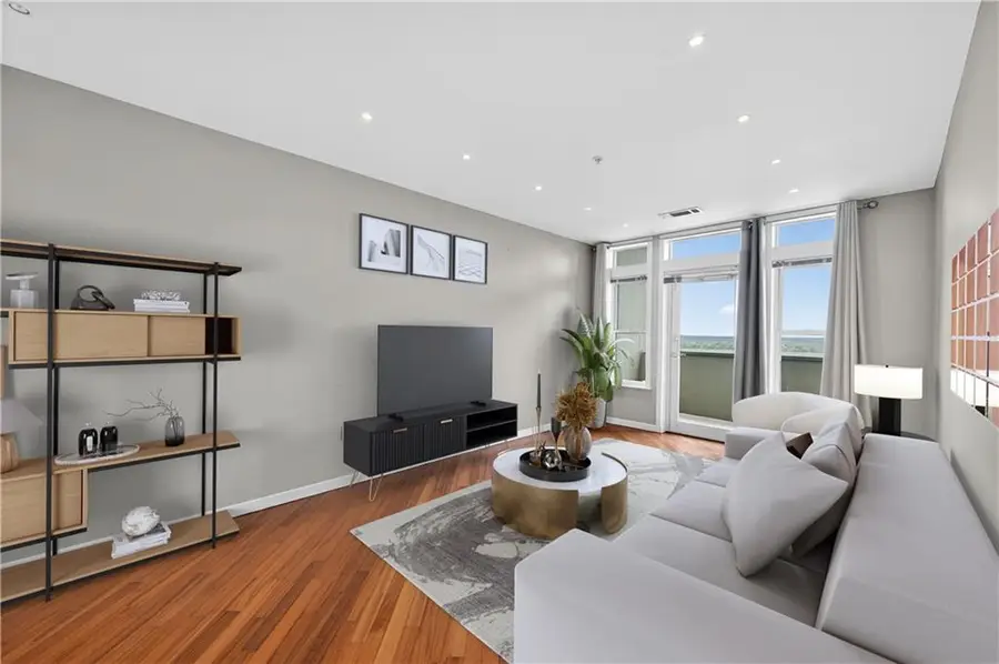 3334 Peachtree Road Ne #1410, Atlanta, GA 30326 - Image #2