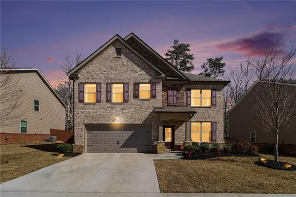 2972 Hawthorn Farm Boulevard, Loganville, GA 30052