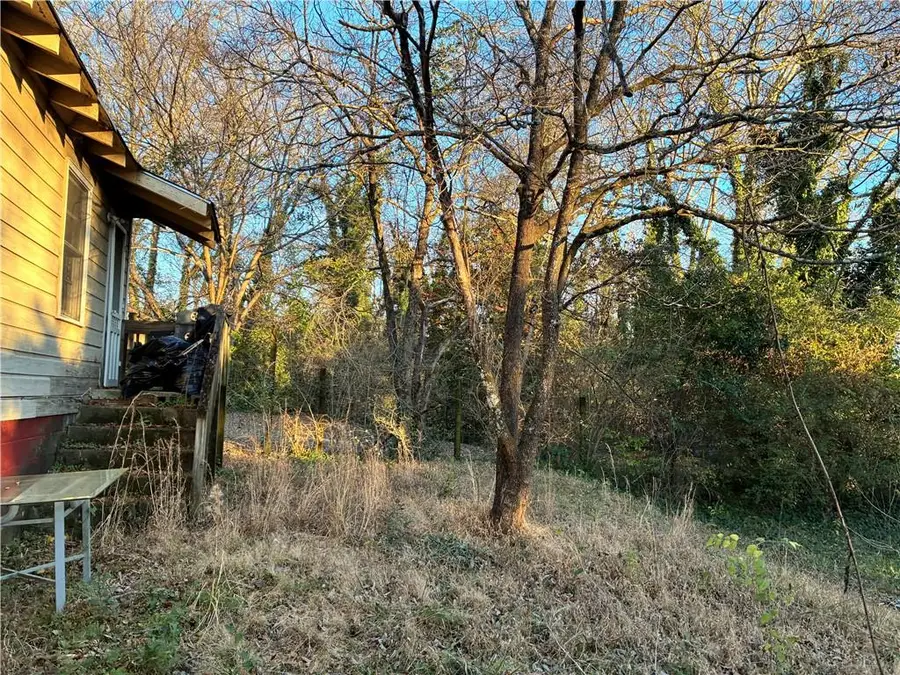 606 E Wall Street E, Griffin, GA 30223 - #3