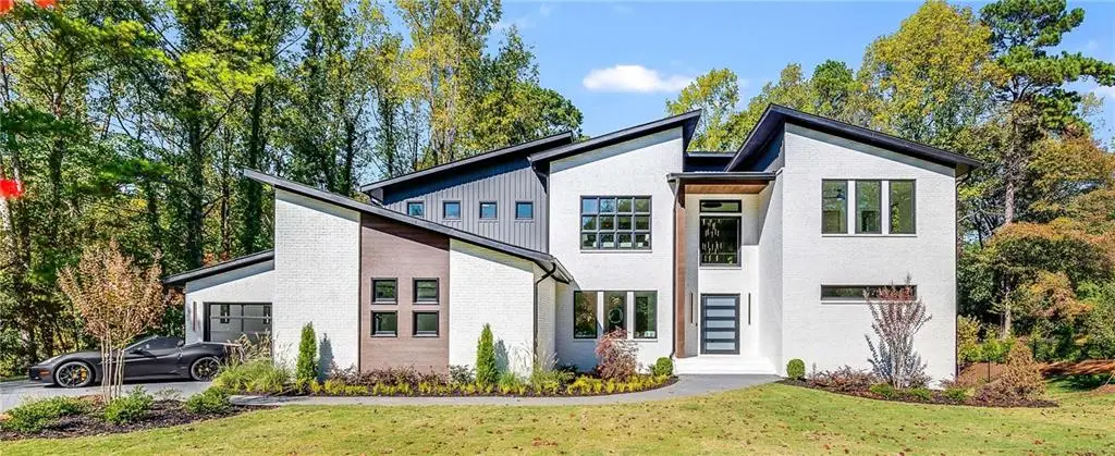 1000 Clementstone Drive, Atlanta, GA 30342 - Image #1