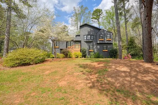 2677 Forest Way Ne, Marietta, GA 30066