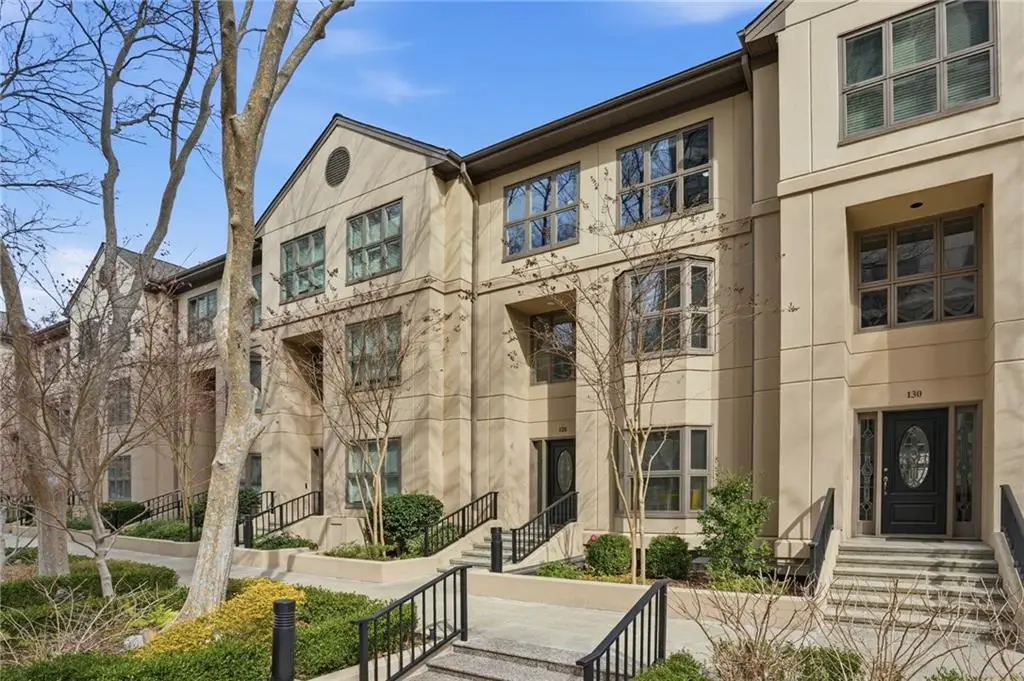 3475 Oak Valley Road Ne #120, Atlanta, GA 30326 - Image #1