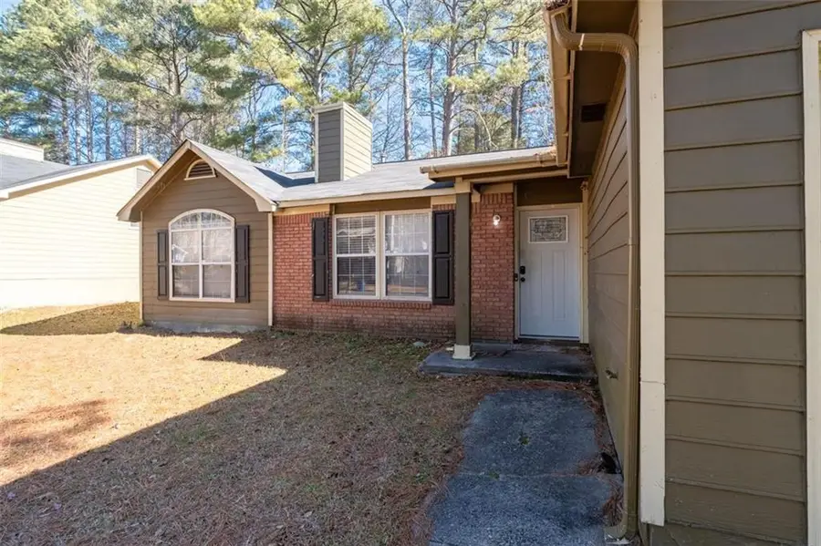 6340 Emerald Pointe Circle, Atlanta, GA 30349 - Image #2