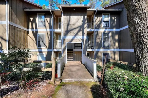 5137 Roswell Road #6, Sandy Springs, GA 30342