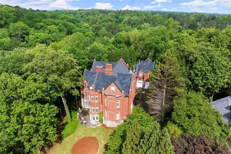 3863 Streamside Drive S, Marietta, GA 30067 - Image #2