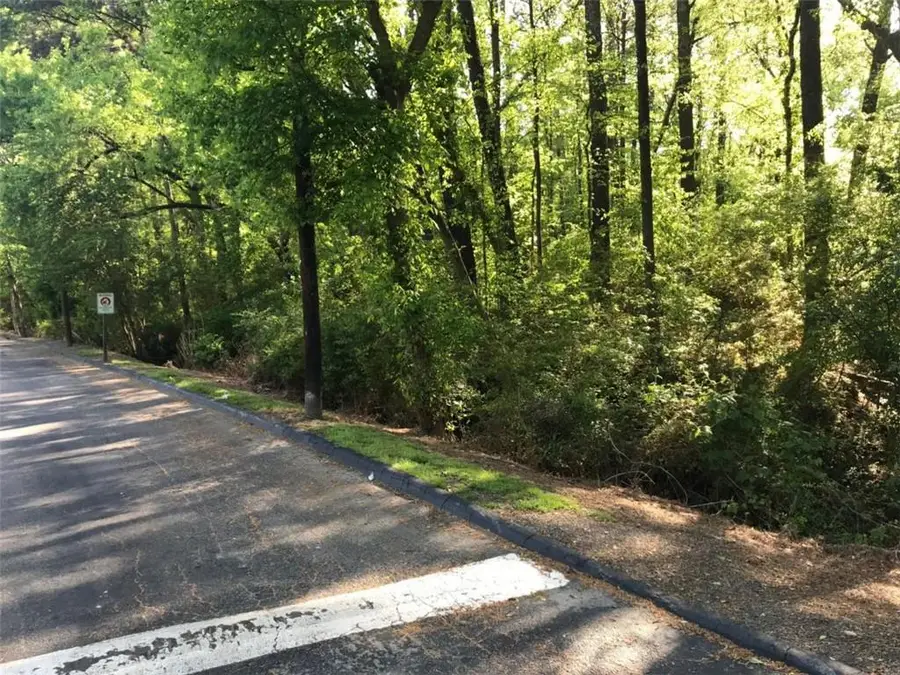 1500 Northwest Drive, Atlanta, GA 30318 - Image #3